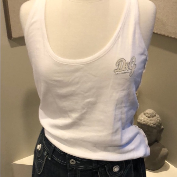 Dolce and Gabbana set jeans and white tank top - Picture 9 of 9